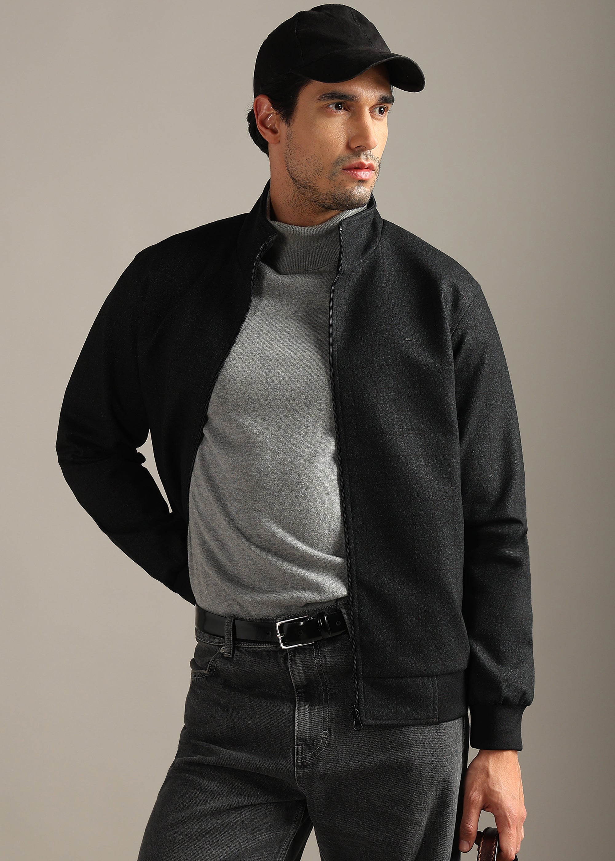 BLACK SOLID REVERSIBLE TWEED FULL SLEEVE JACKET