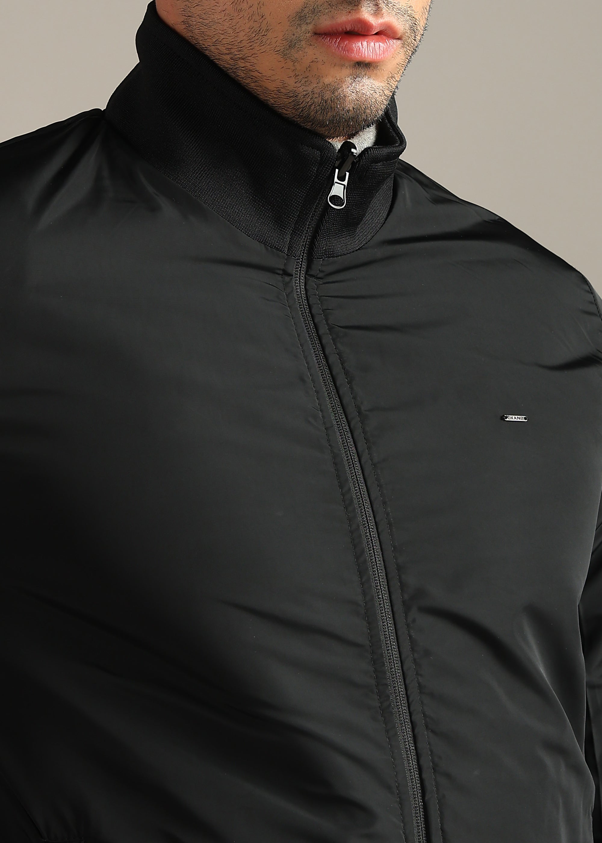 BLACK SOLID REVERSIBLE TWEED FULL SLEEVE JACKET