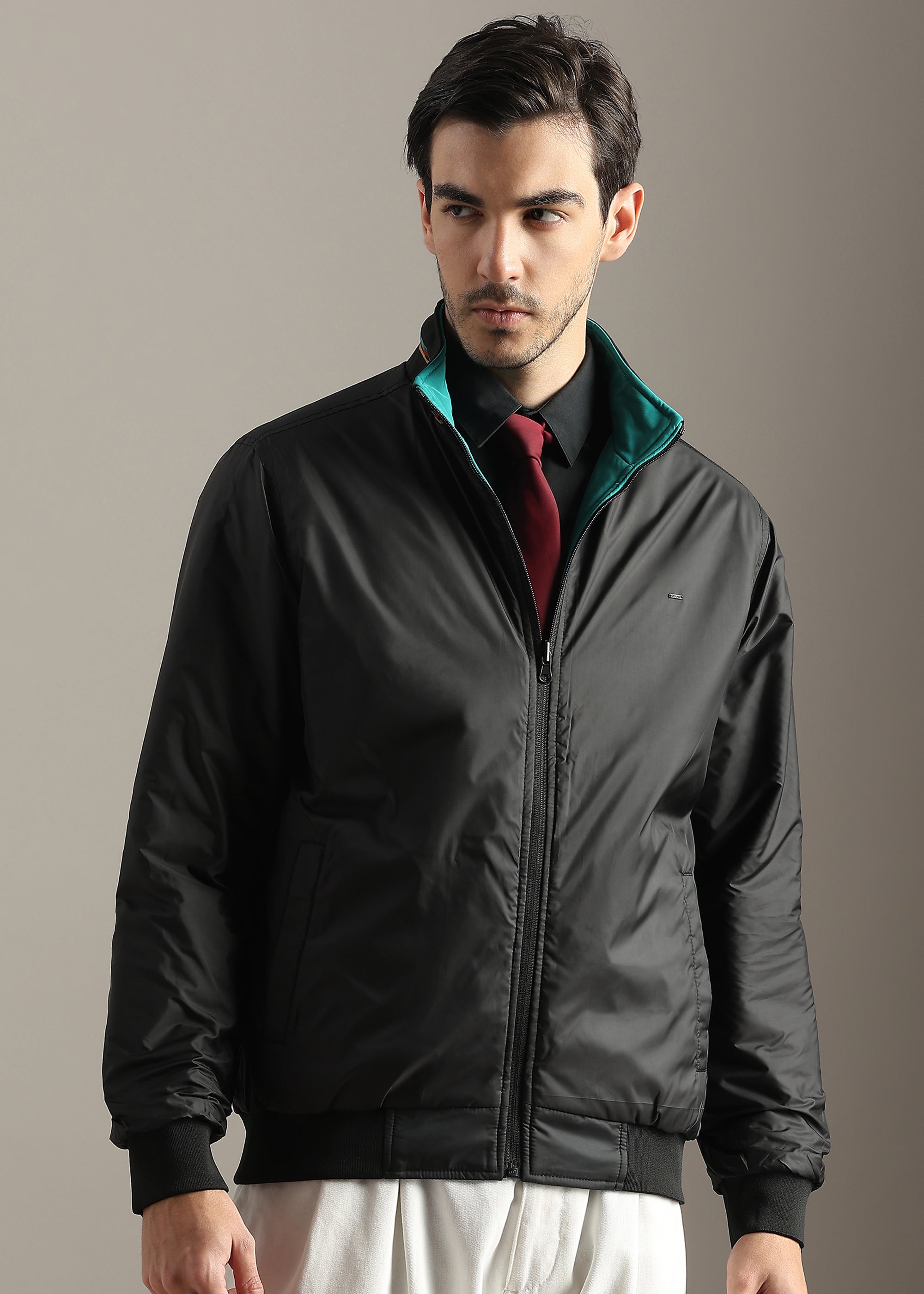 GREEN SOLID REVERSIBLE FAUX COTTON FULL SLEEVE JACKET