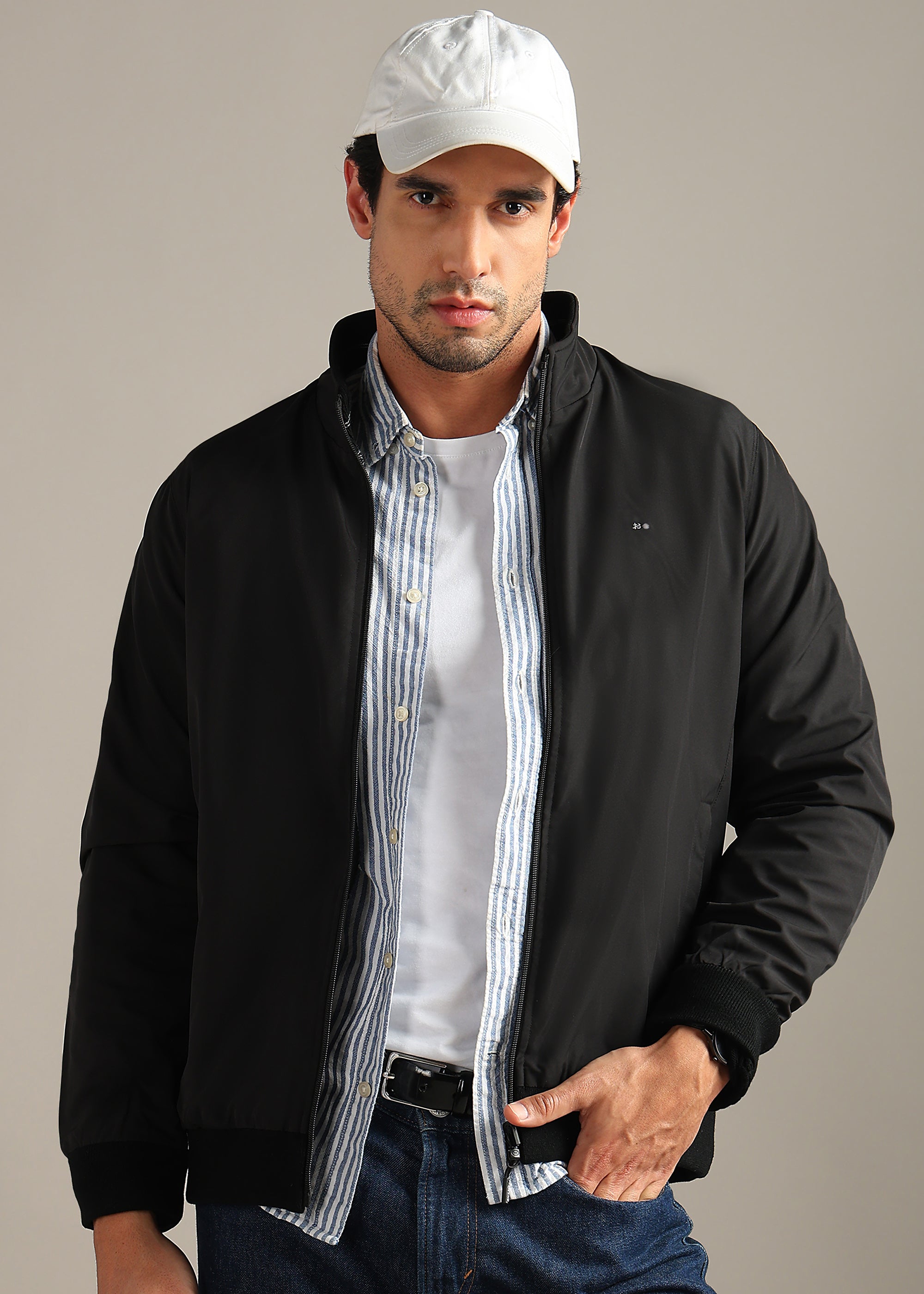 BLACK SOLID REVERSIBLE FULL SLEEVE JACKET WITH ENGINEERED SWEATER