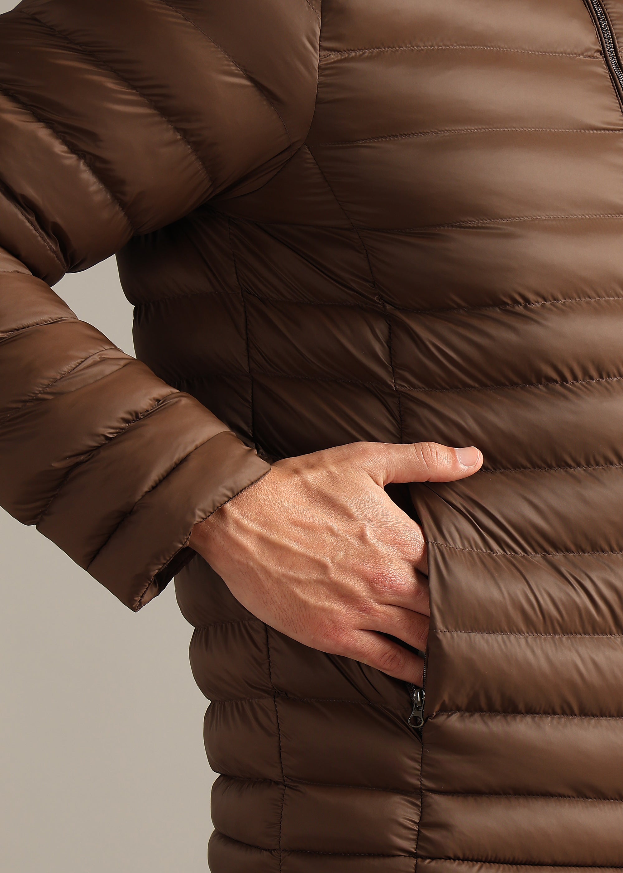 COFFEE WEIGHT LESS WARMTH+PORTABLE FULL SLEEVE JACKET