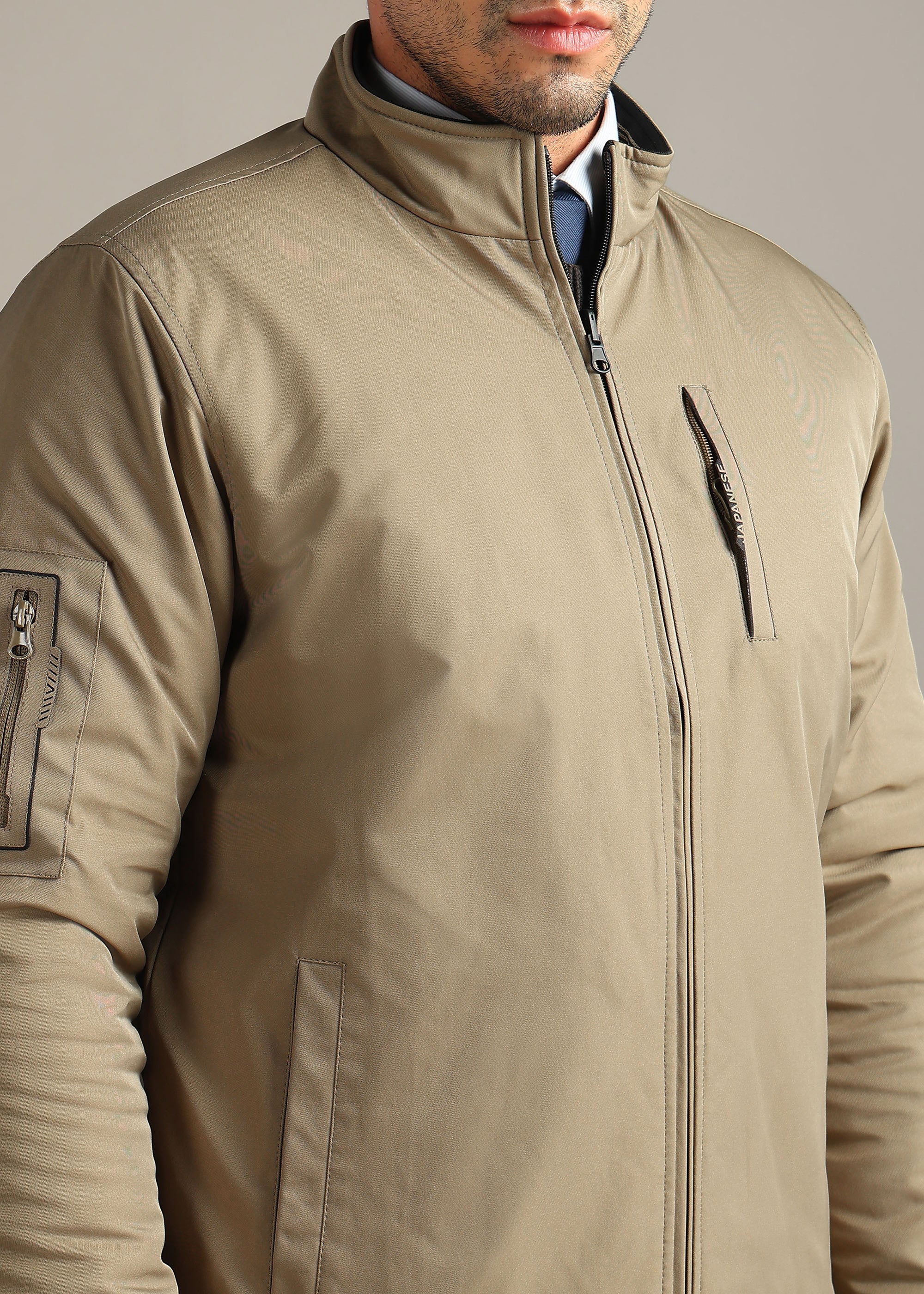 CAMEL SOLID REVERSIBLE MULTI POCKET FULL SLEEVE JACKET