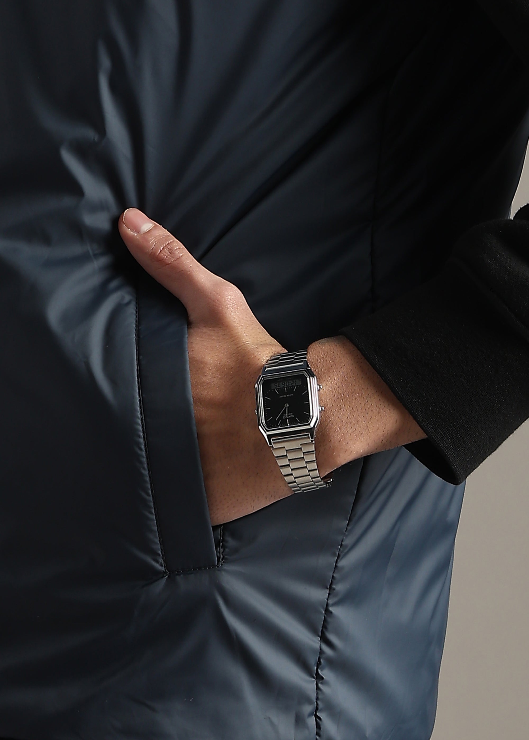 WHITE SOLID NYLON REVERSIBLE SUPER SOFT GILET