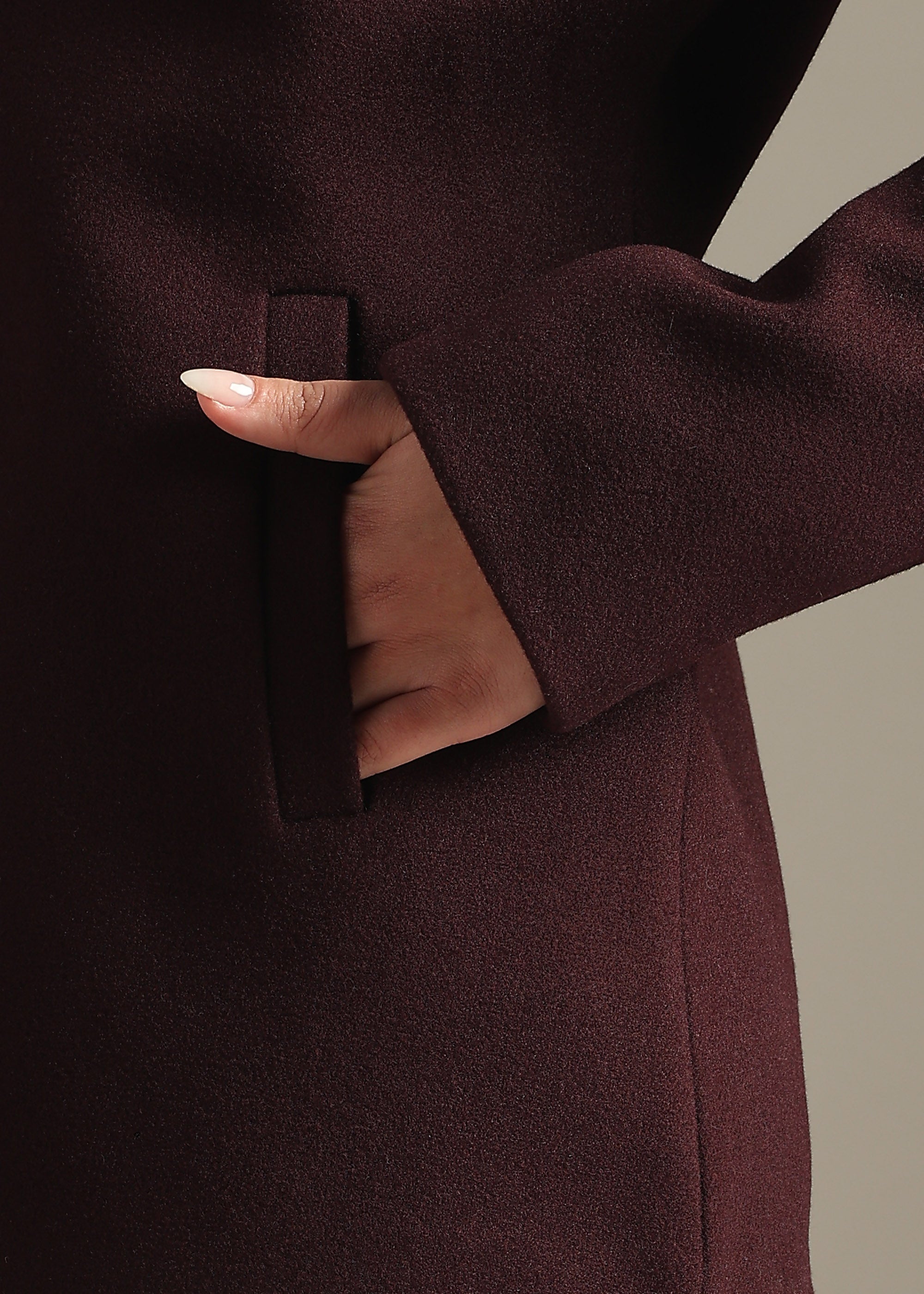 WINE ESSENTIAL DETACHABLE FUR COLLAR COAT