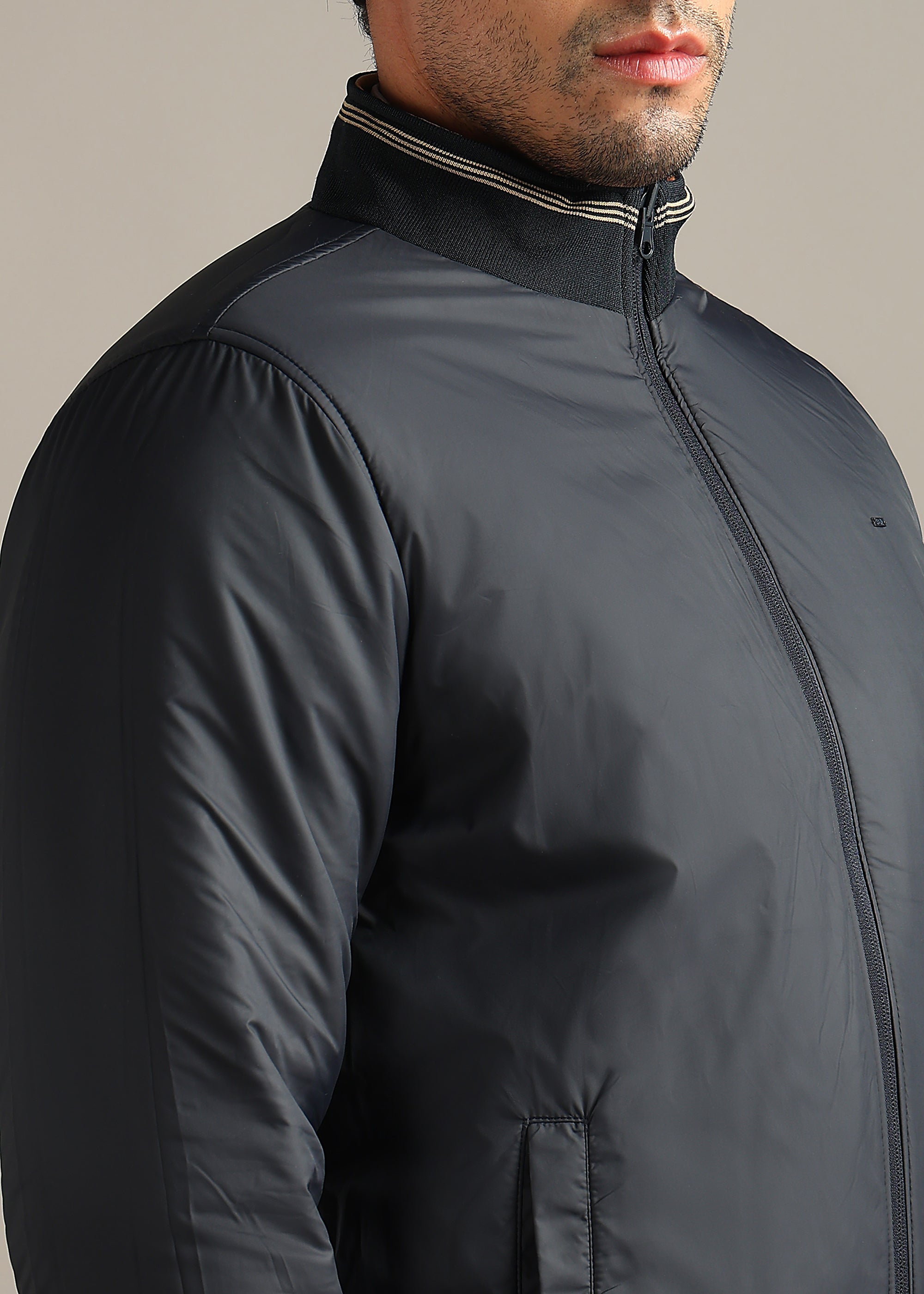 FAWN SOLID  REVERSIBLE MULTI POCKET FULL SLEEVE JACKET