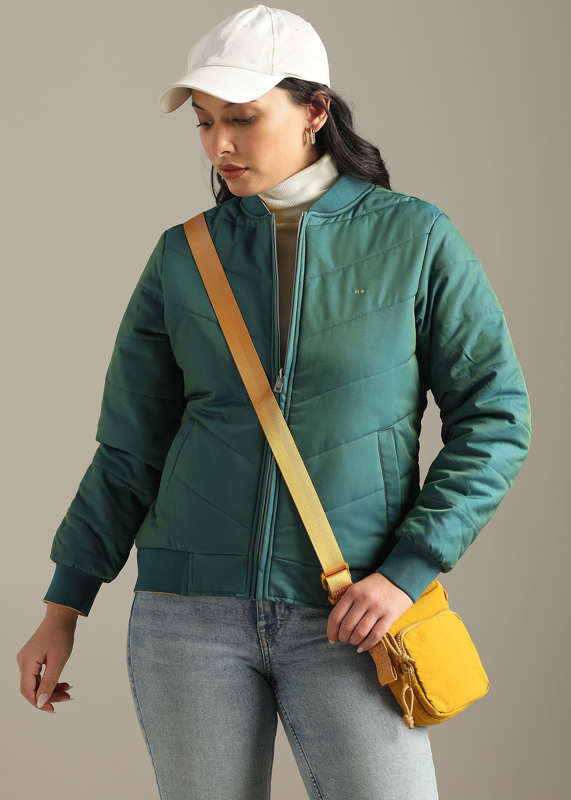 OLIVE SOLID REVERSIBLE TRENDY FULL SLEEVE JACKET